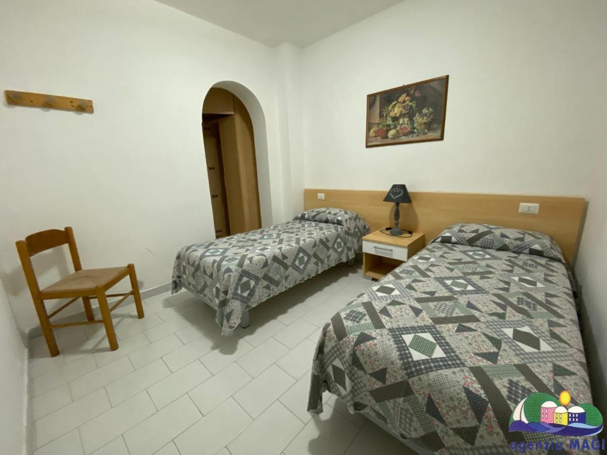Magi - Appartamenti Maga Circe Ponza Zewnętrze zdjęcie
