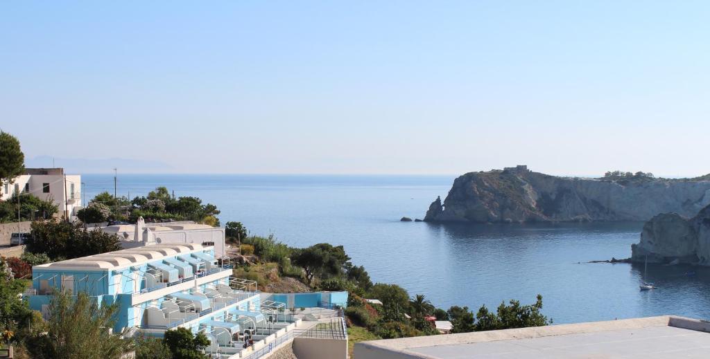 Magi - Appartamenti Maga Circe Ponza Zewnętrze zdjęcie