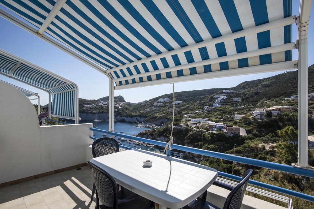Magi - Appartamenti Maga Circe Ponza Zewnętrze zdjęcie